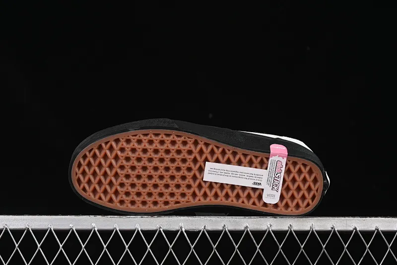 All categories Vans Vans series Vans Low Vans low-top Vans Rowan Skate Boarding Classic and versatile lightweight and comfortable professional skateboard shoes VN0A4TZCYB2